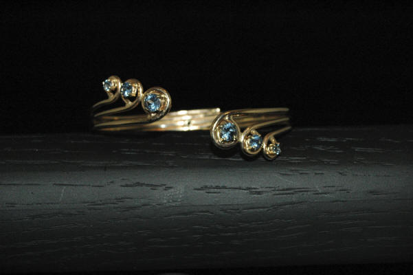 14kt Bracelet set with 7 Aquamarine